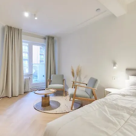 Apartment By Juliz - Location At The & In Center!